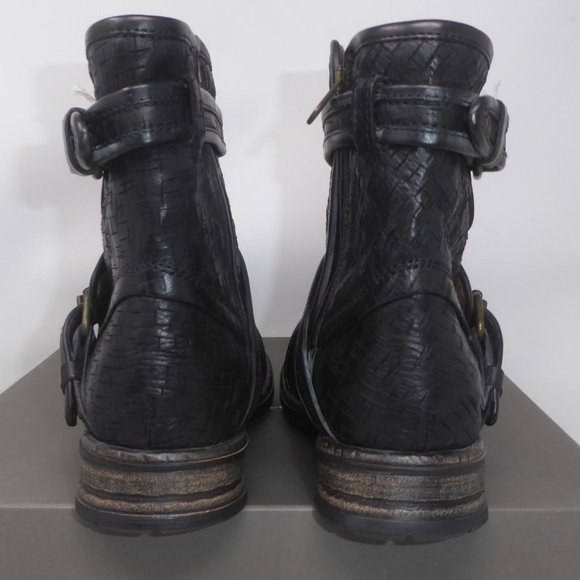 ❤️SALE UGG ITALIAN MADE ELISABETA WEAVE BOOTS NEW IN BOX - Picture 9 of 15